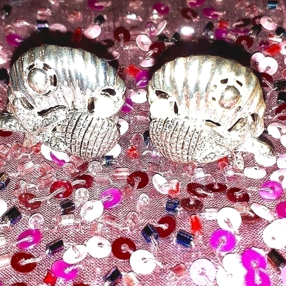 SEASHELLS, STARFISH & a tiny PEARL - Picture 5 of 6